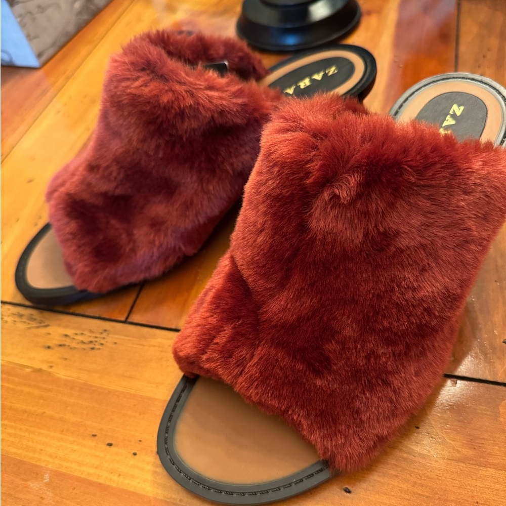 Zara Faux Fur Mules in Warm Brown